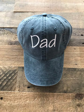 Load image into Gallery viewer, Mom and Dad Hat
